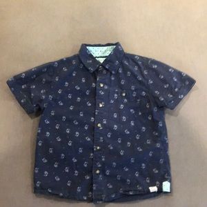 Free Planet button down